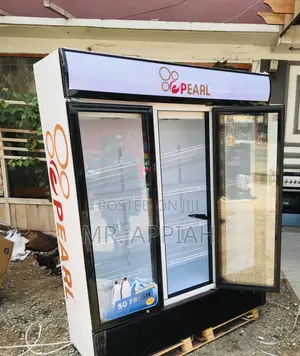 Manual Defrost Pearl PVC-150 3 Door Beverage Cooler.