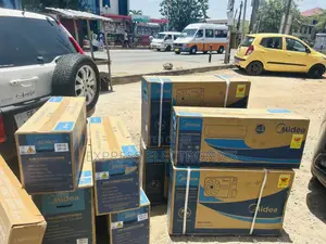 1.5hp Split Midea White Air Conditioner  