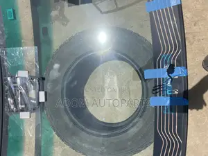 Mercedes Benz ML 166 M Class Windscreen