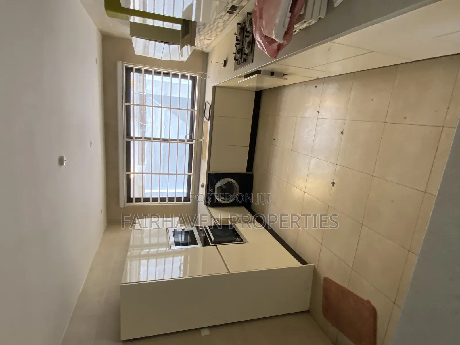 4bdrm House in Tseaddo, Airport Residential Area for rent