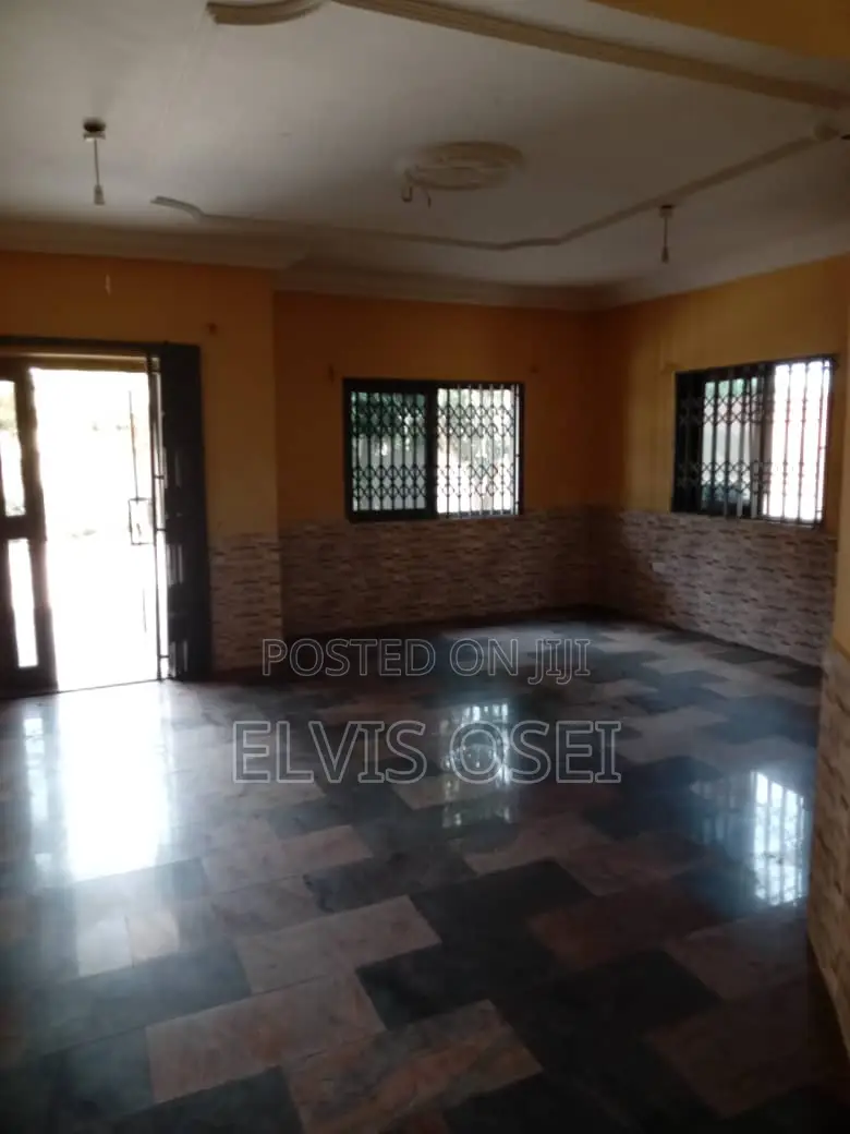 2bdrm Apartment in Weija Tetegu, Accra Metropolitan for rent