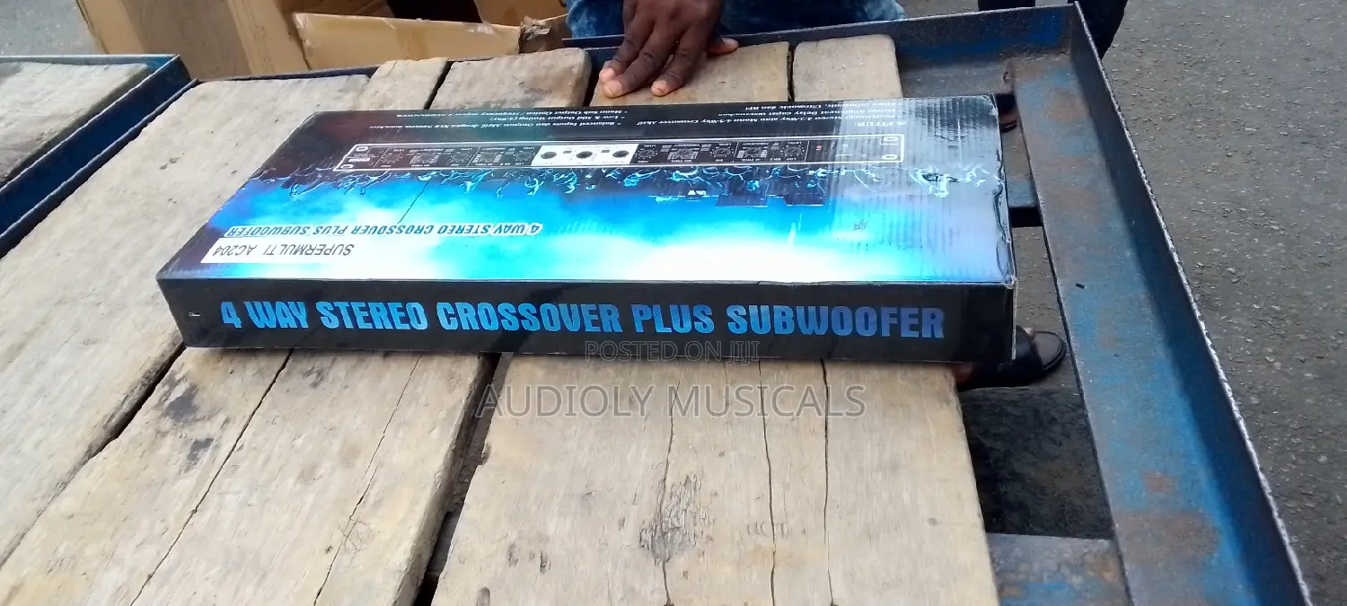 Supermulti 4 Way Stereo Crossover Plus Subwoofer