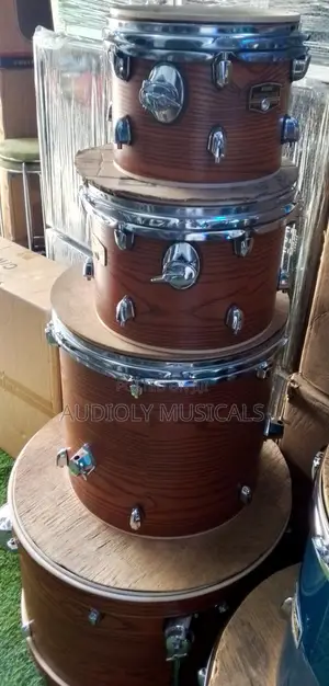 Photo - TAMA Imperialstar 5-piece Drumset