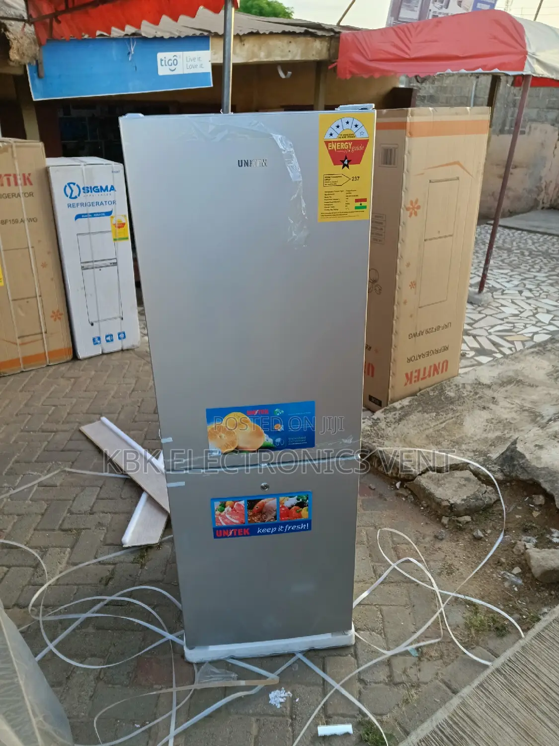 Unitek 250ltr Double Door Refrigerator