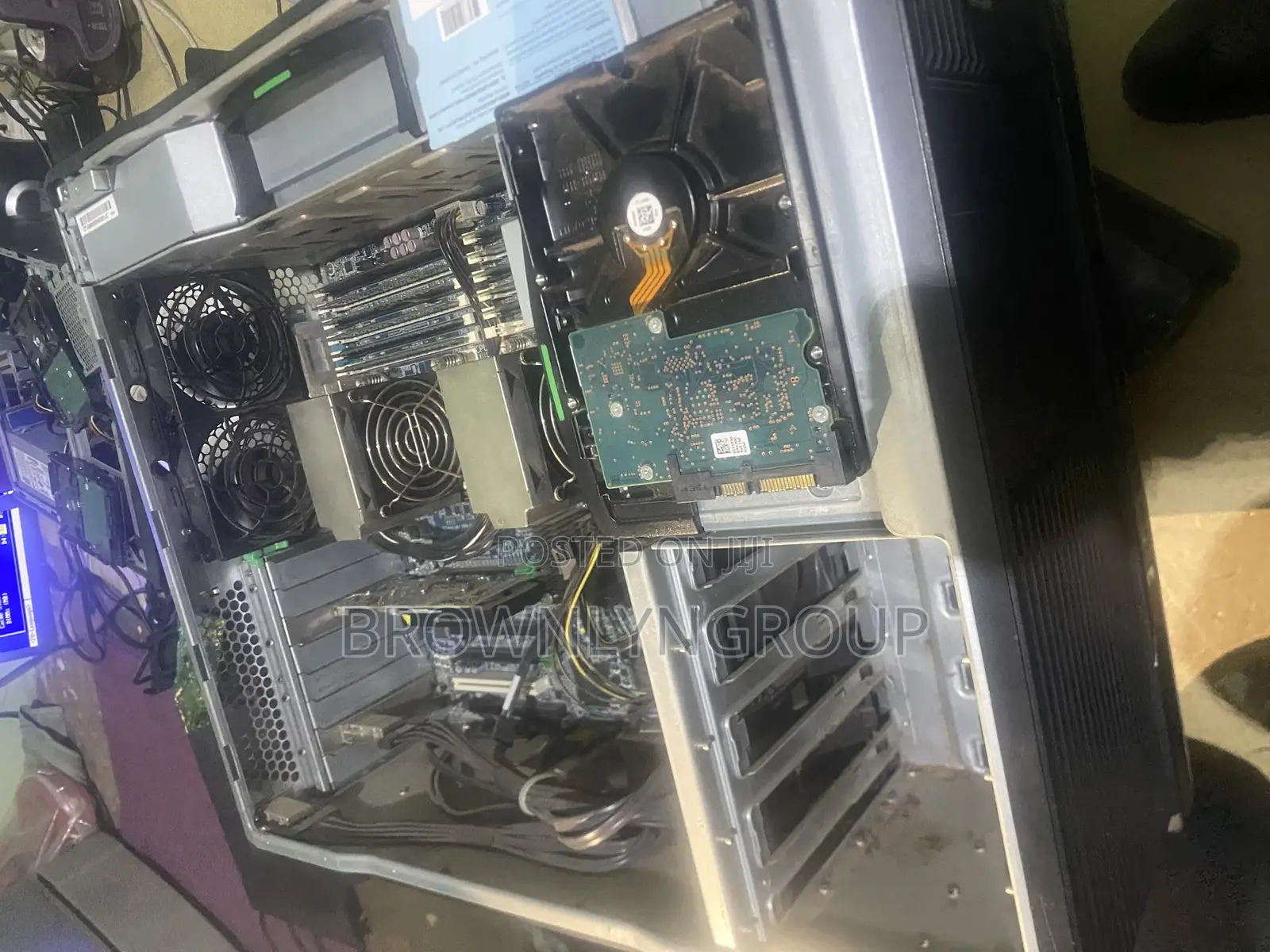 Desktop Computer HP Z800 24GB Intel Xeon SSHD (Hybrid) 1T