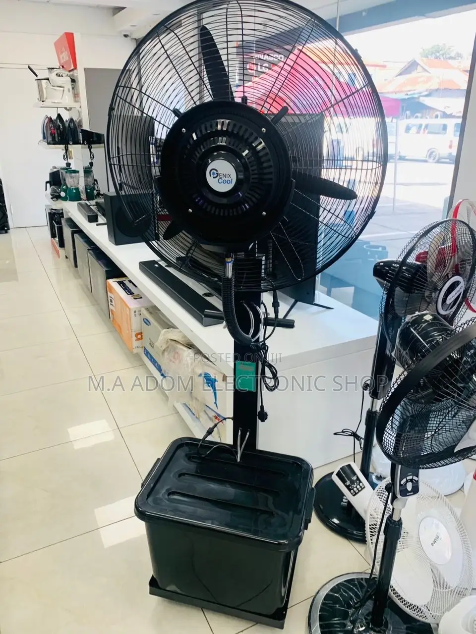 Affordable 16 Inch Centrifugal Water Mist Standing Fan.