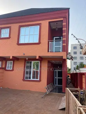 Photo - 3bdrm Townhouse / Terrace in East Airport, Tseaddo for rent
