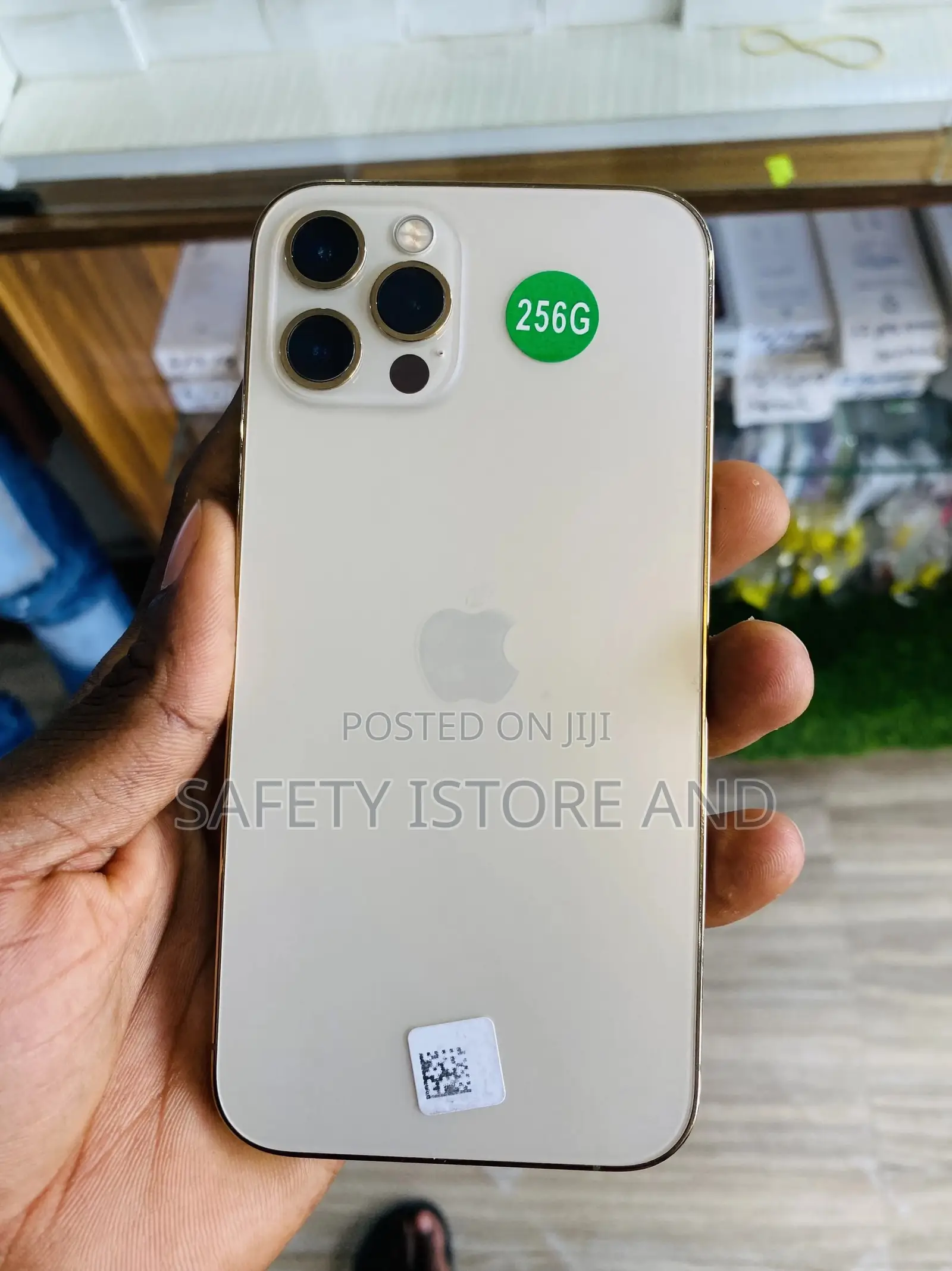 New Apple iPhone 12 Pro 256 GB Gold