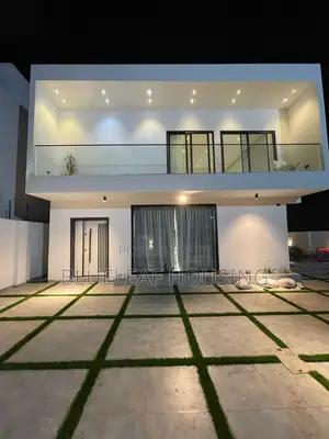 4bdrm Duplex in Adenta for sale
