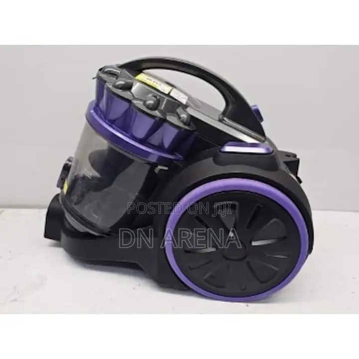 Goodmans Cylinder Turbo Vacuum Cleaner. 800W
