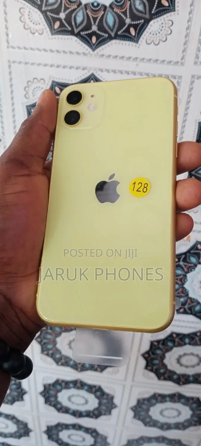 Apple iPhone 11 128 GB Yellow