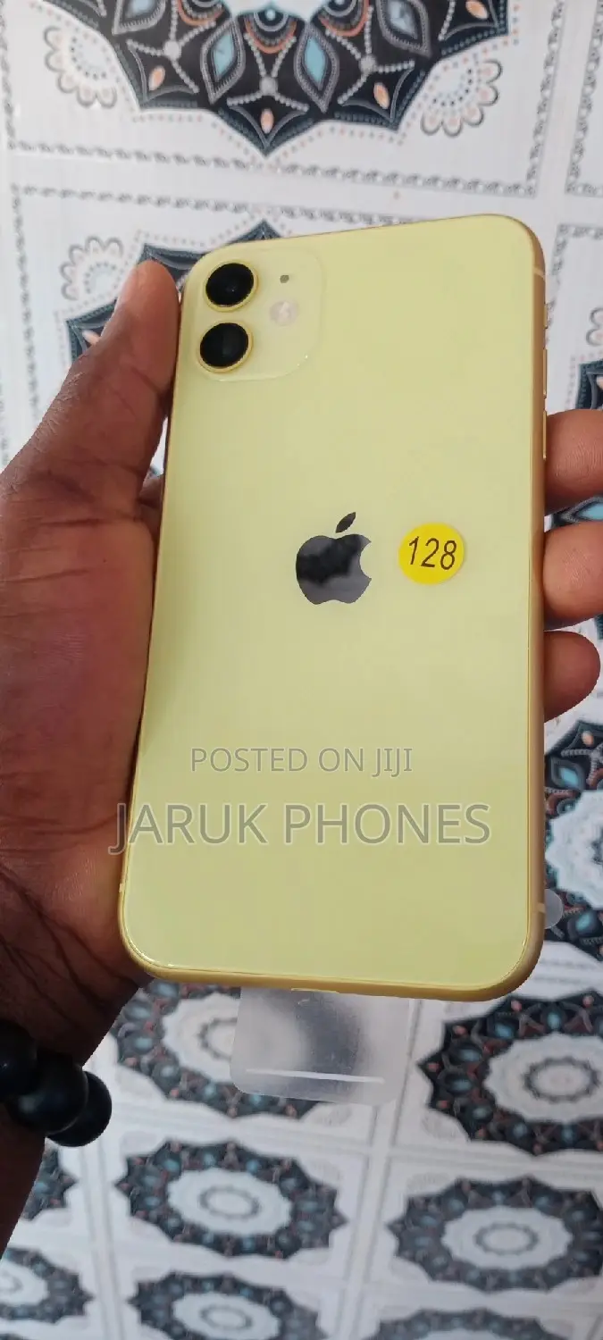 Apple iPhone 11 128 GB Yellow