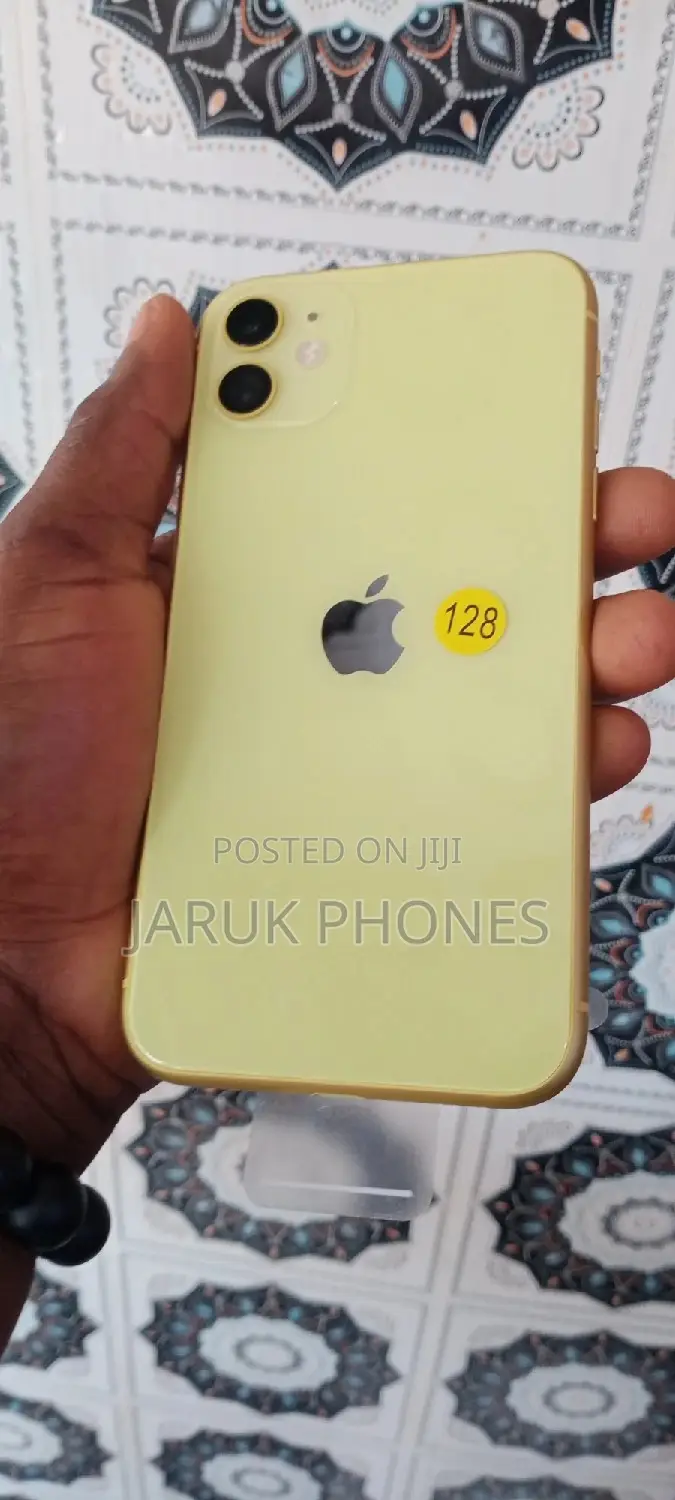 Apple iPhone 11 128 GB Yellow