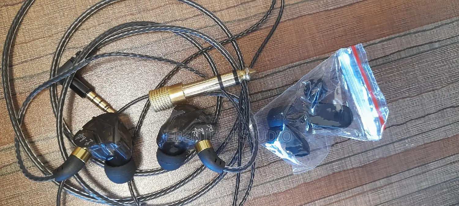In Ear Monitoring Earbuds With Microphone