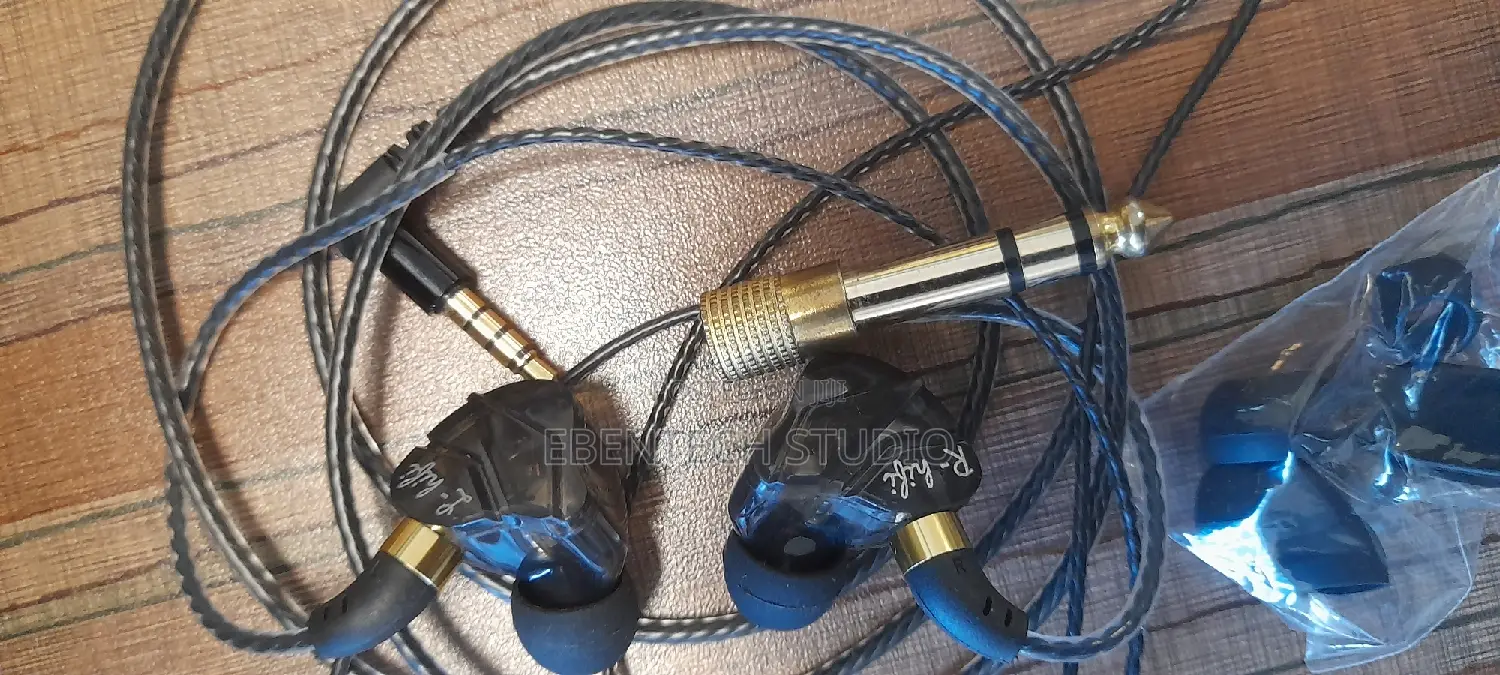 In Ear Monitoring Earbuds With Microphone