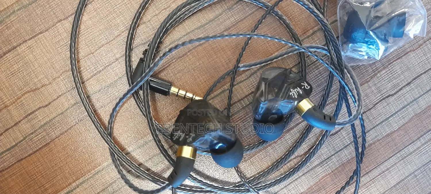 In Ear Monitoring Earbuds With Microphone