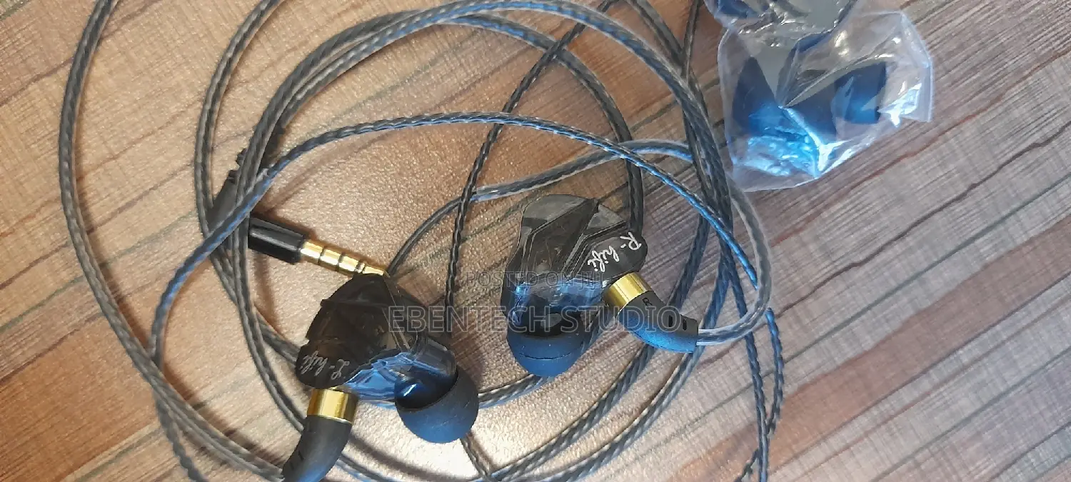In Ear Monitoring Earbuds With Microphone