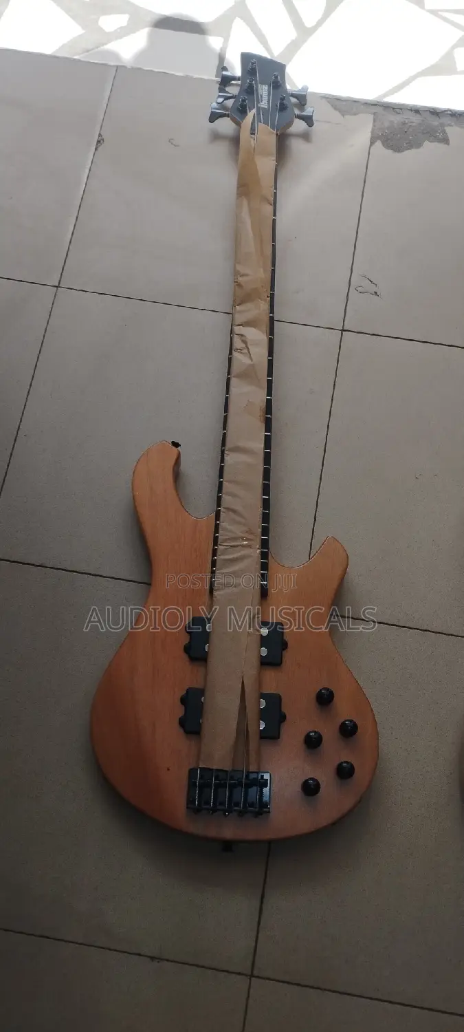 Ibanez Active Bass Guitar