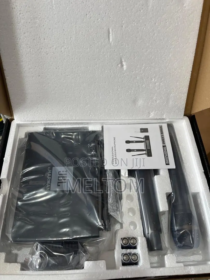JBL Mv300pro 2in1 Cordless Microphone