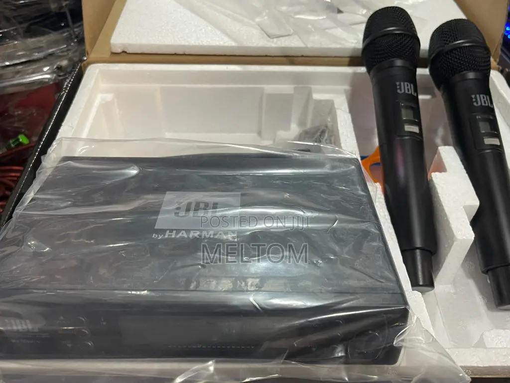 JBL Mv300pro 2in1 Cordless Microphone