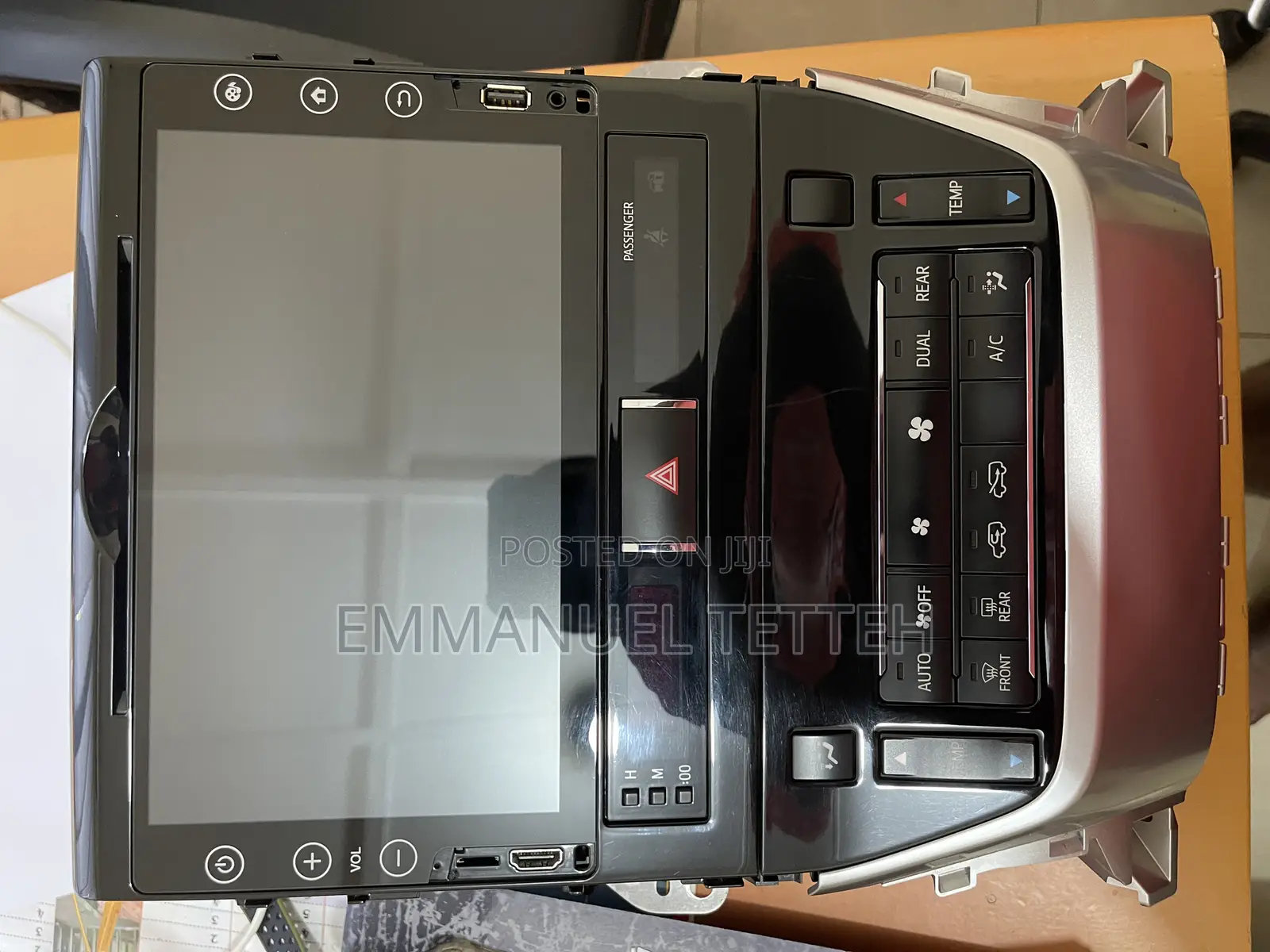Original Car Multimedia for Toyota Land Cruiser LC200 VXR