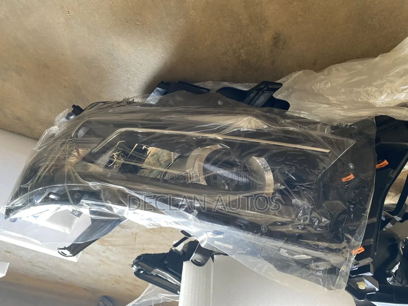 Land Cruiser Prado 2018 Headlights