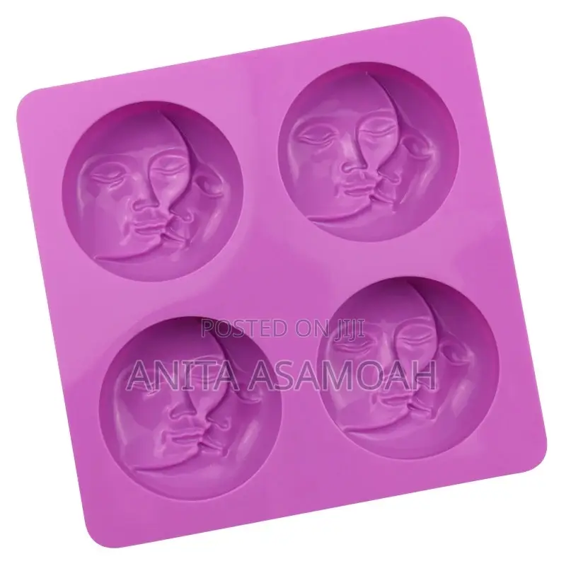 4 Cavity Silicone Moon Face Mold