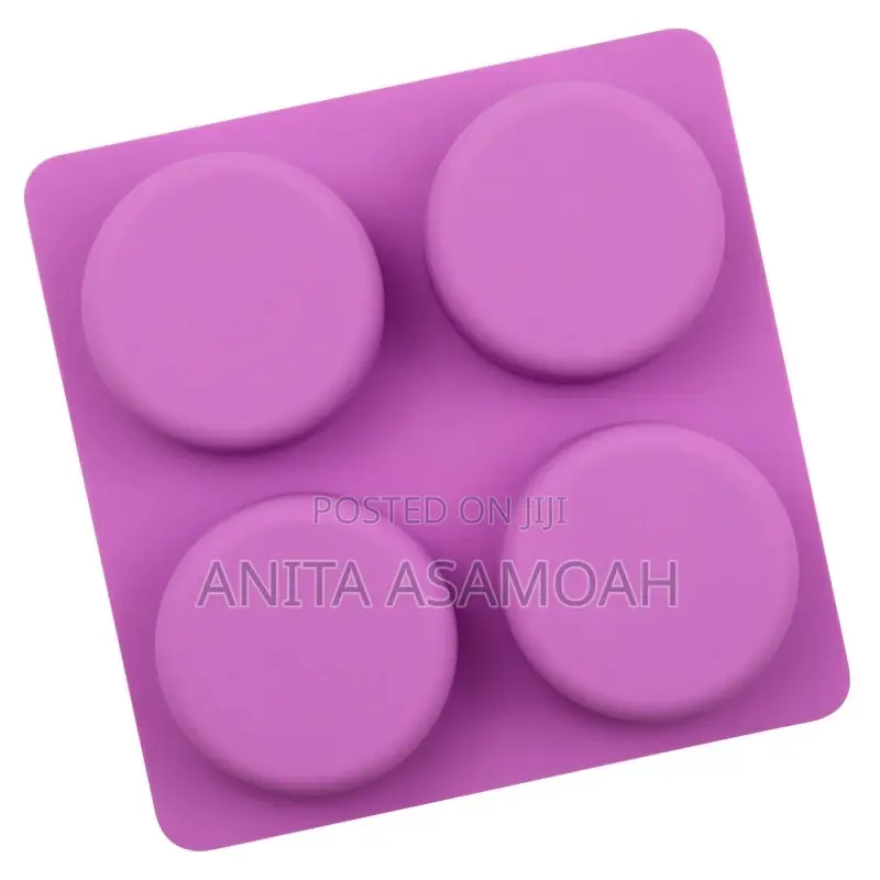 4 Cavity Silicone Moon Face Mold