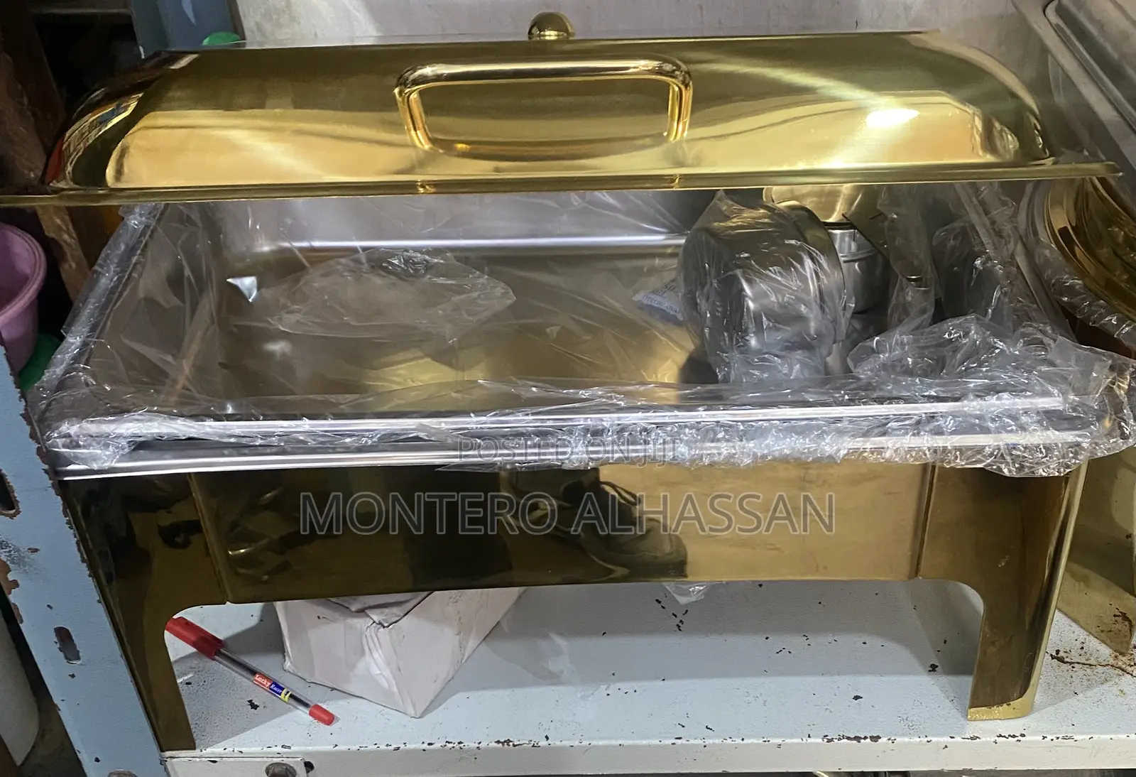 Golden Chafing Dish