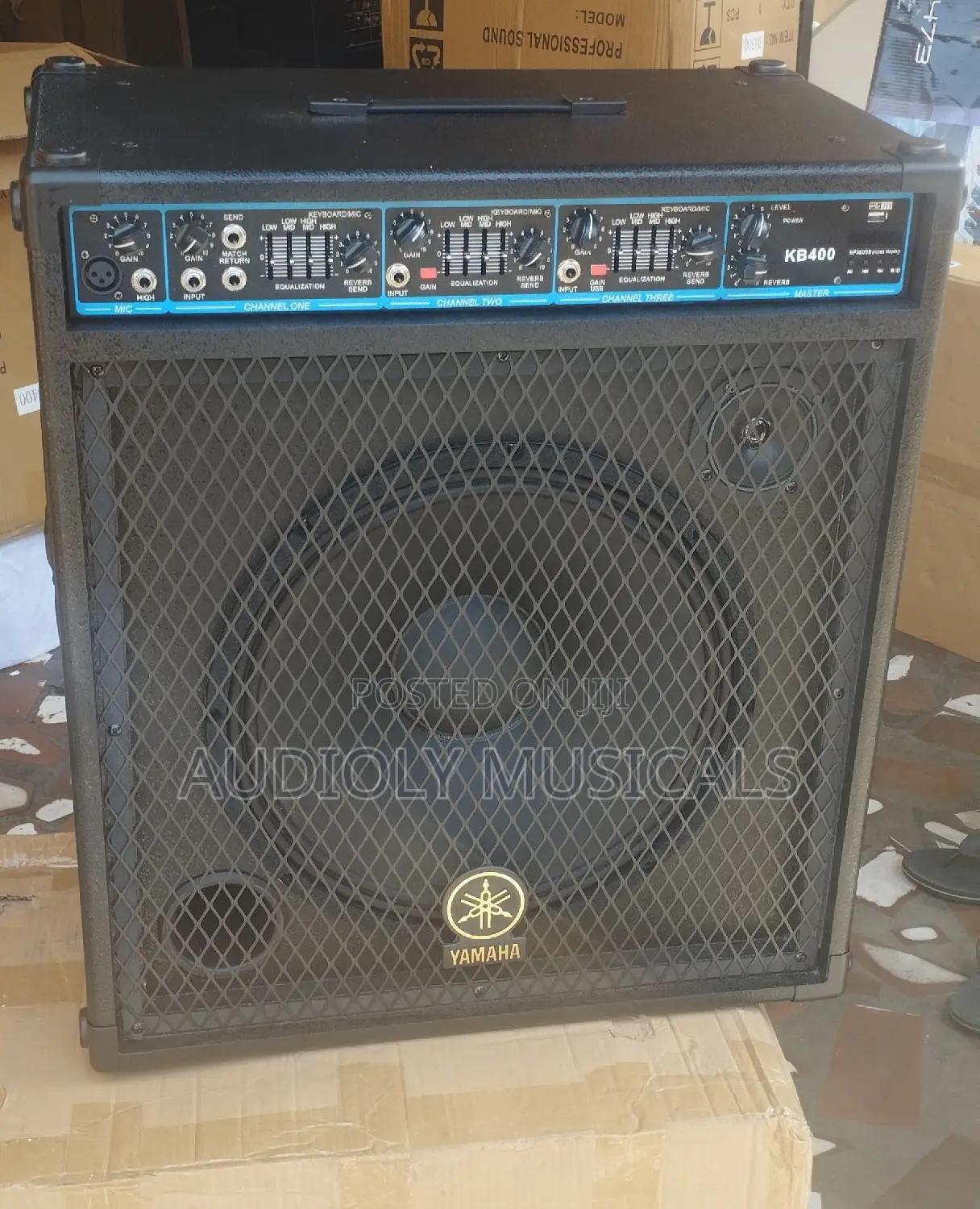 Yamaha Kb400 Keyboard Combo