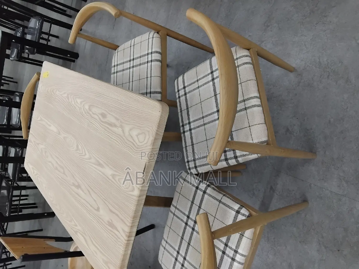 Dinning Table