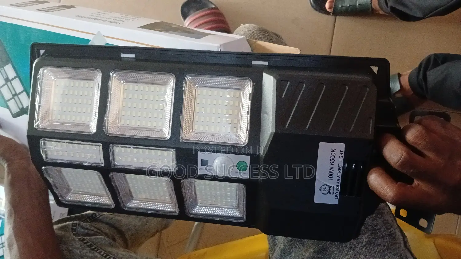 100w Solar Street Light + Remote Control Sensor