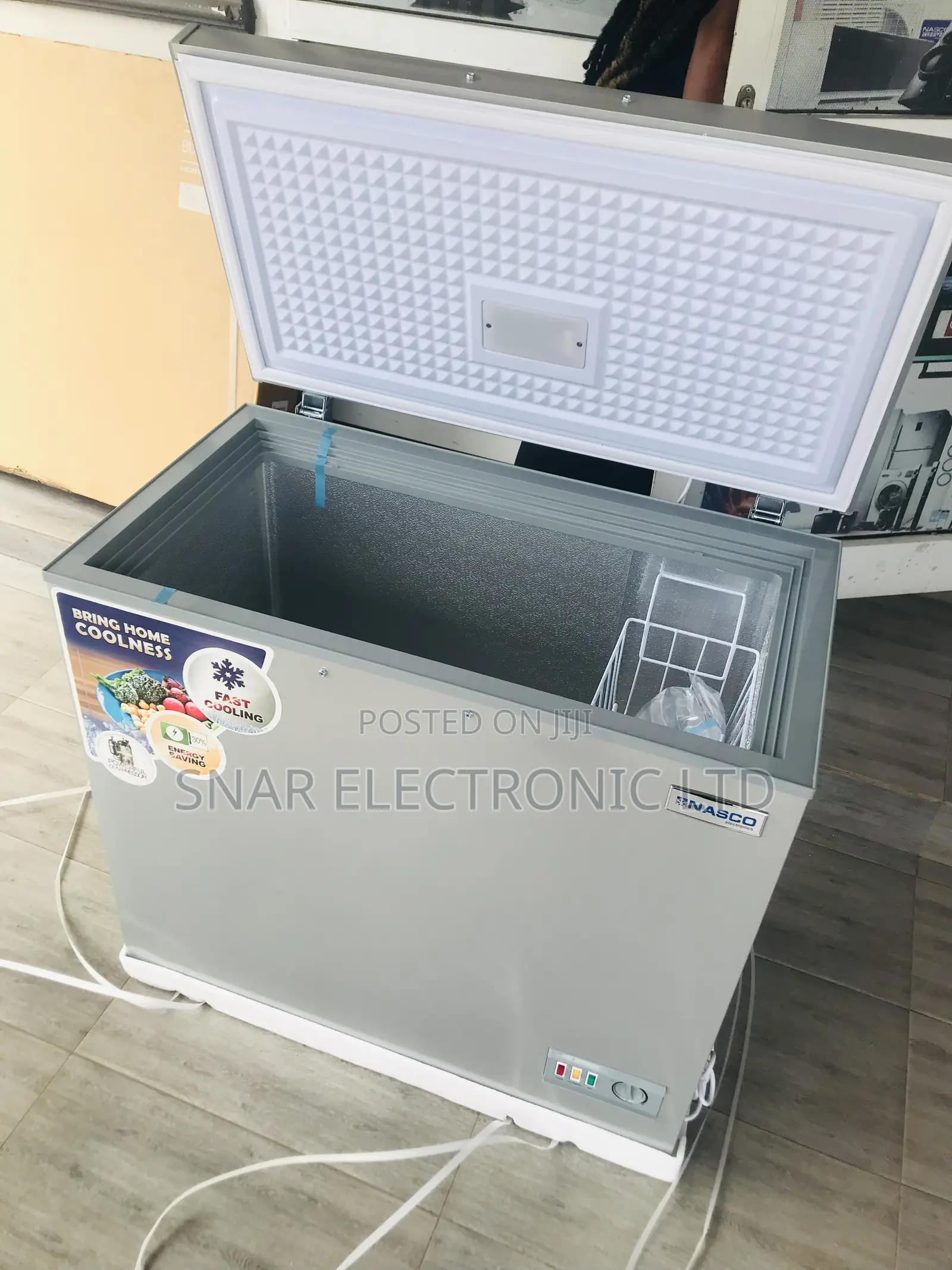 Efficient Nasco 250 LTRS Chest Freezer Nas-350fl