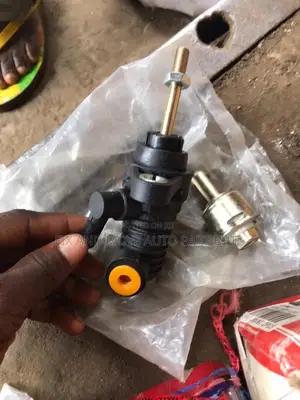 Brand New CLUTCH PORT(Slave Cylinder) Available for All Cars