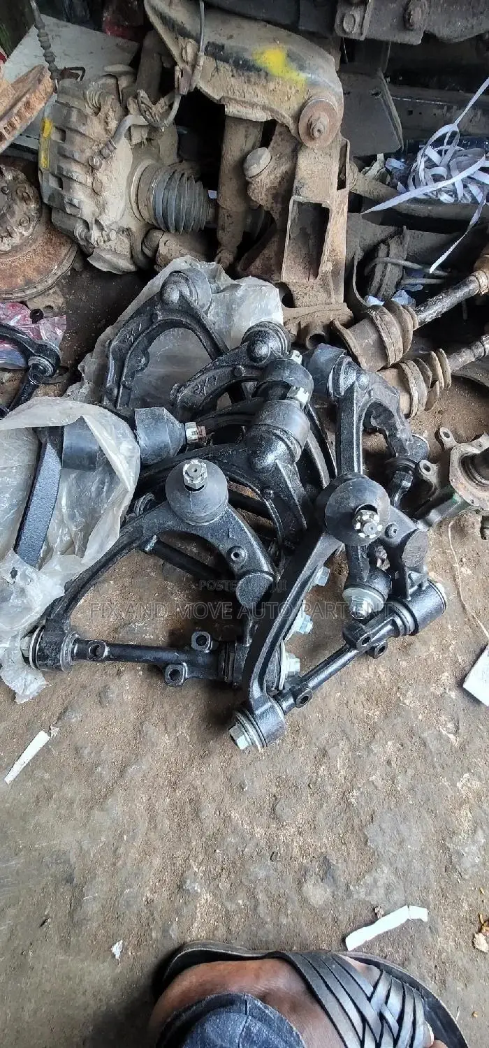 Brand New Toyota Hiace(Stanbic) UPPER ARMS SET Available