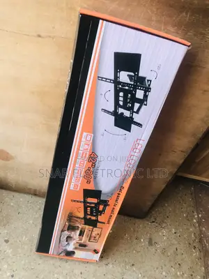 Highly Recommended Flat-Screen Adjustable TV Wall Mount