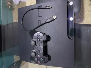 Ps3 10 Games 2 Pad and Accessories