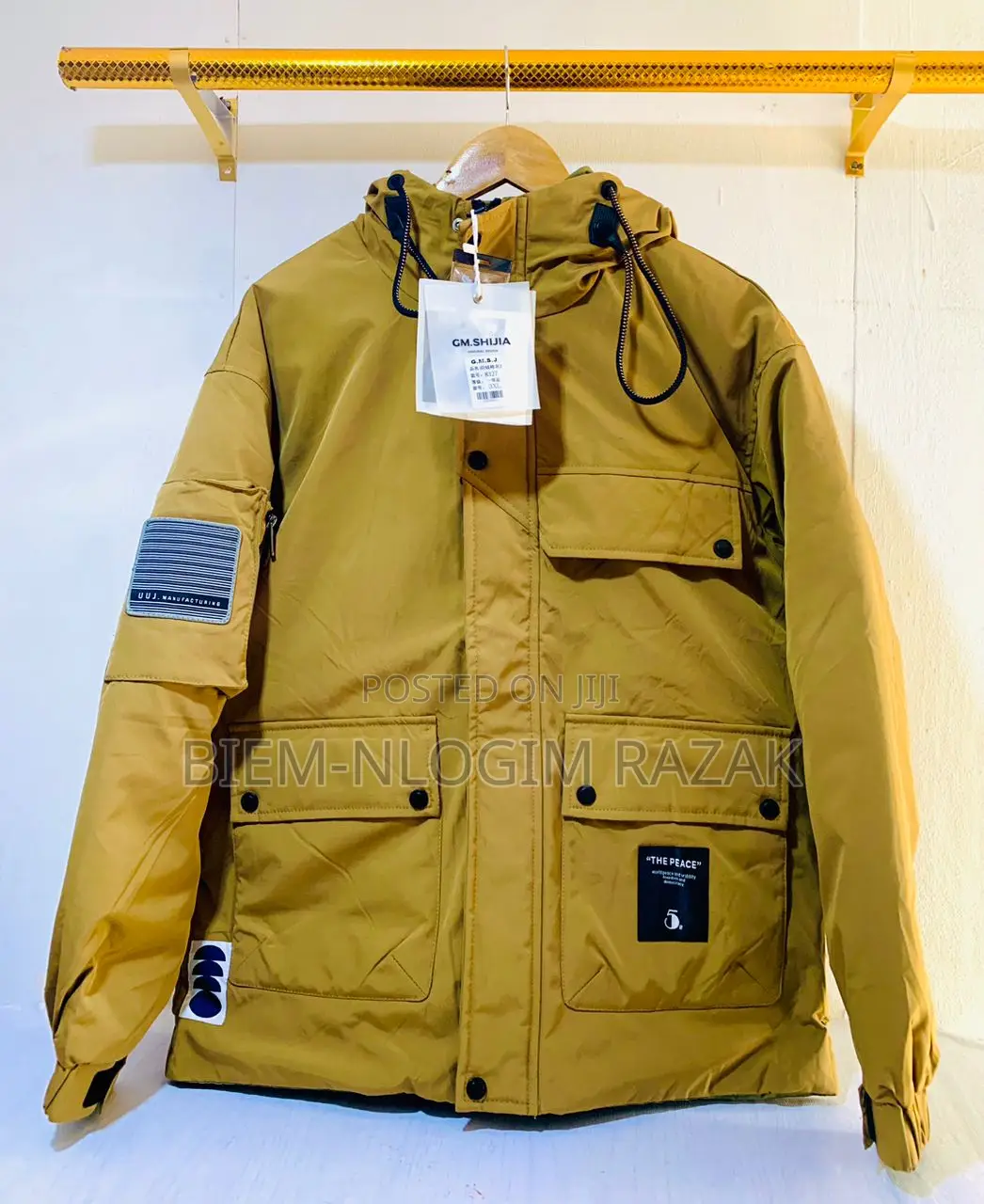 High Quality North Face Gucci Winter Jackets Available