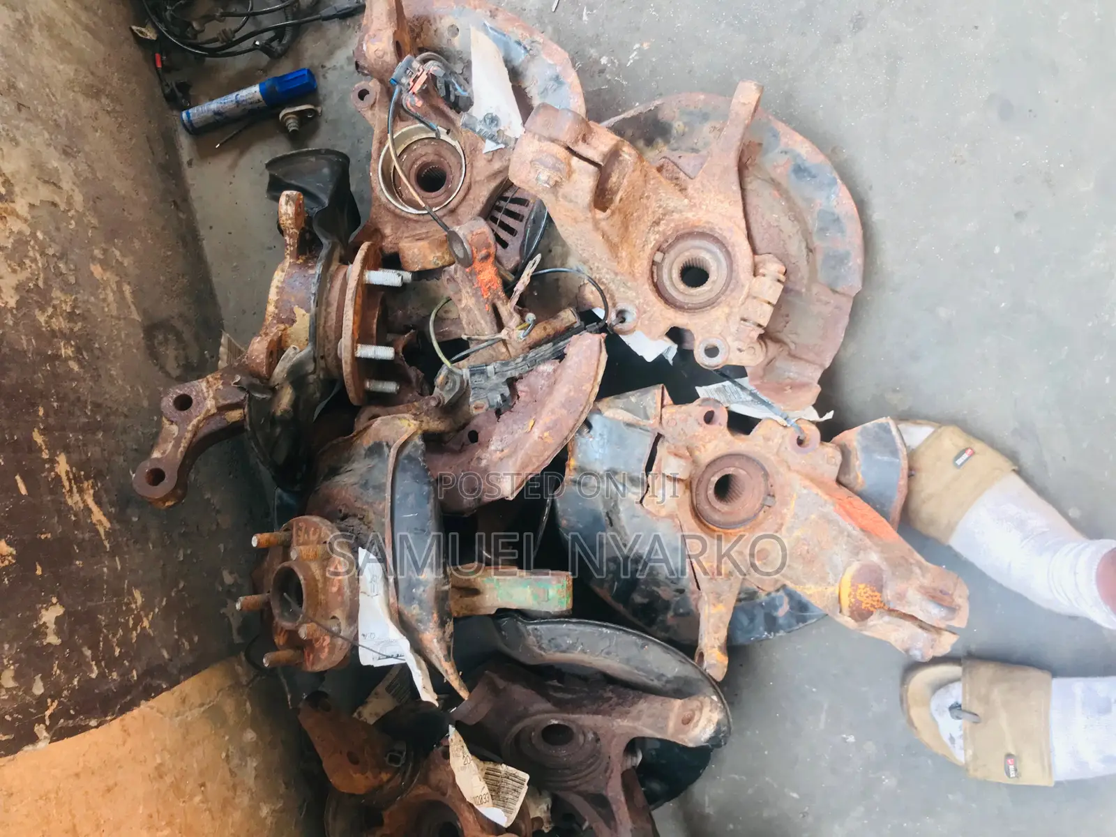 Hubs and Shock Absorbers (Front and Back)