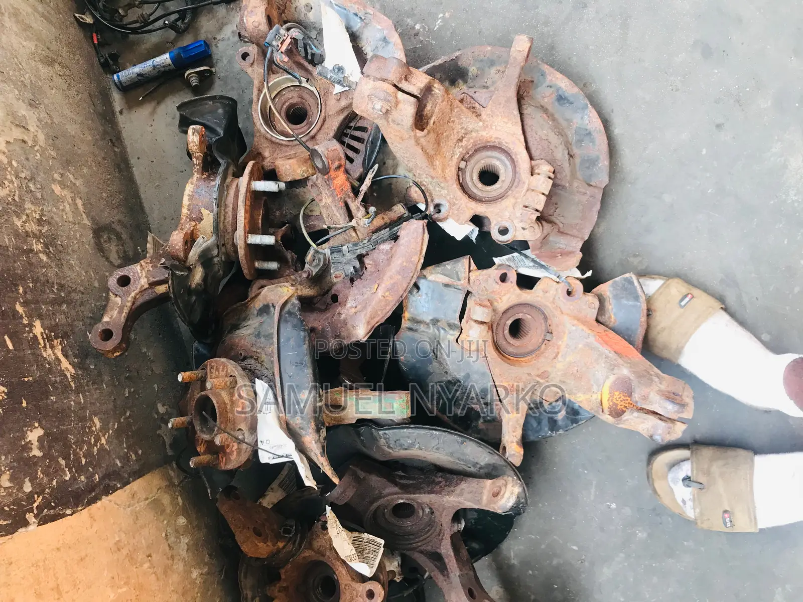 Hubs and Shock Absorbers (Front and Back)