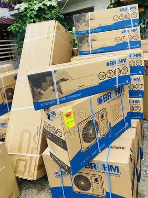 2.5hp Split Type Bruhm 2.5hp Inverter Air Conditioner,White
