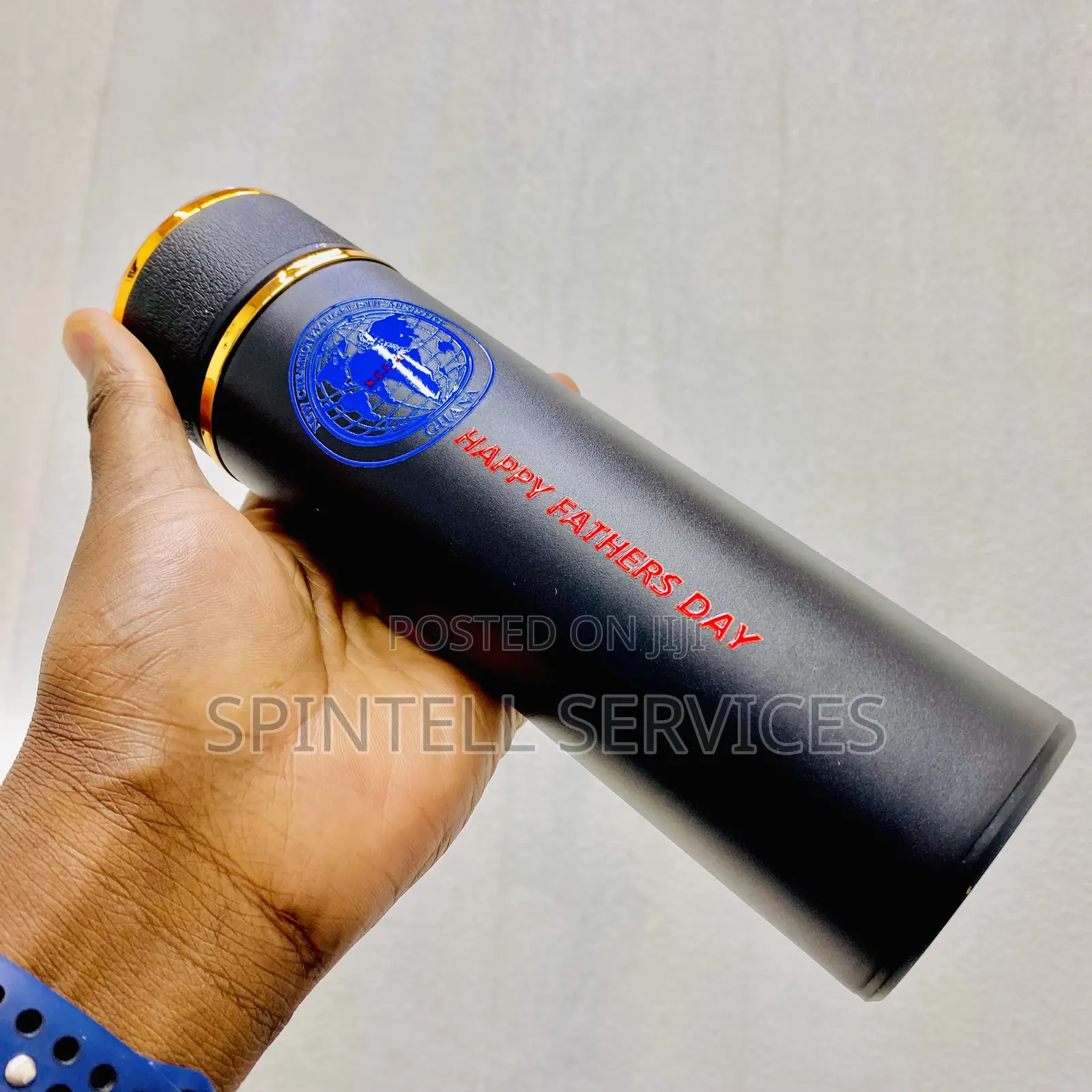 UV Printing on Flasks,Books,Pens,Phones