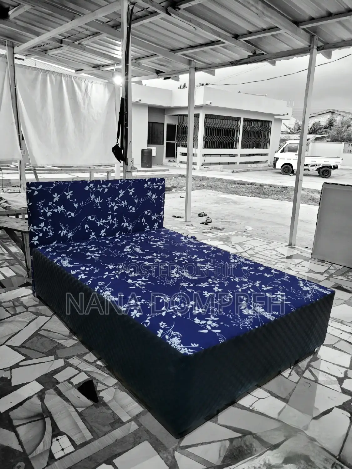 Inbuilt Double Bed