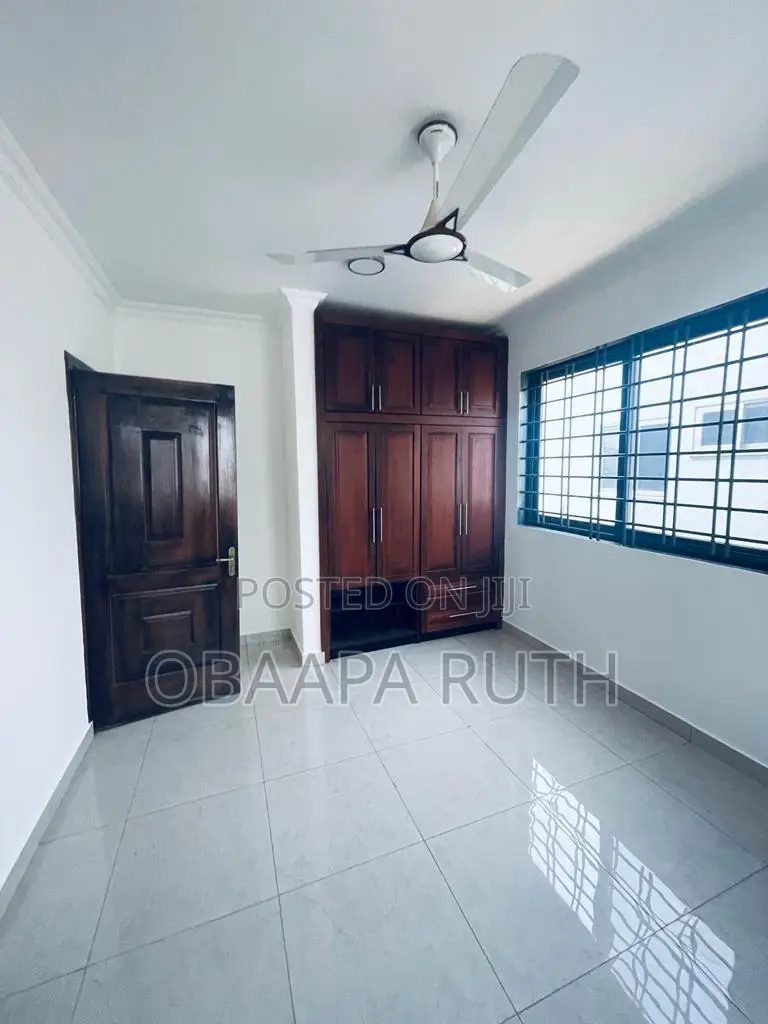 3bdrm House in Lakeside Estate for rent