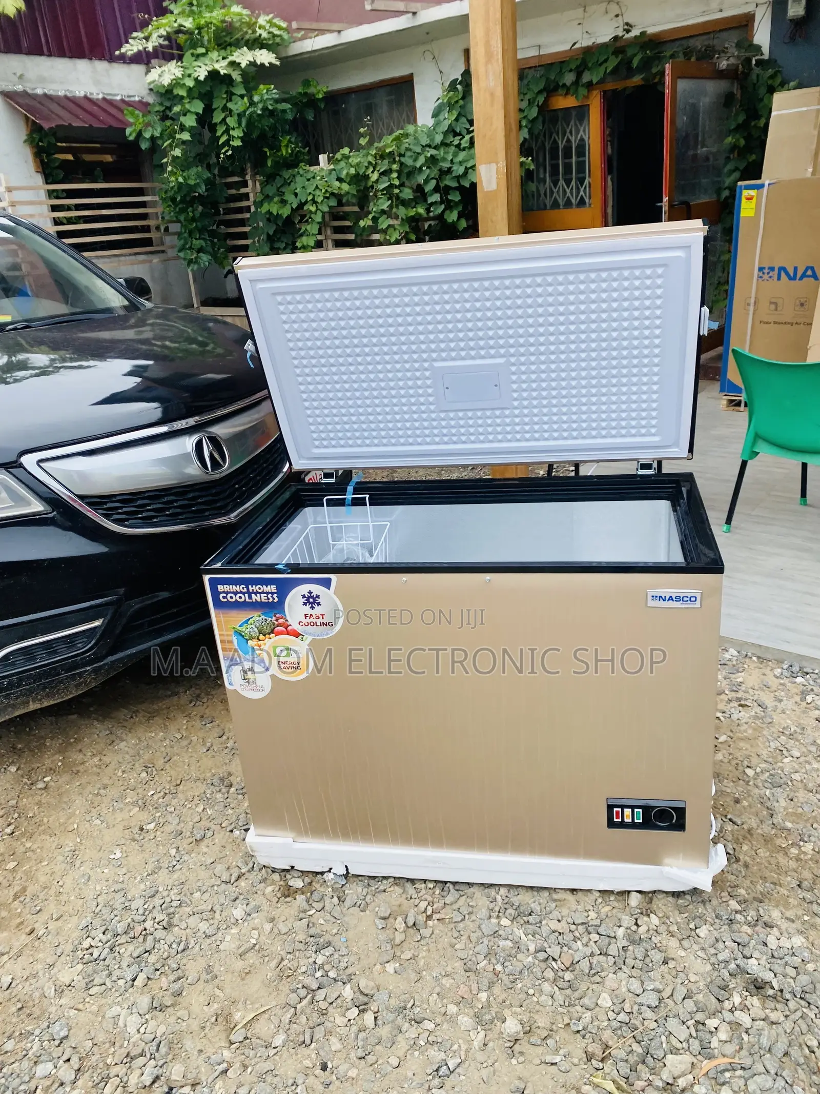Fresh in Box Nasco Nas-350 Single Door Chest Freezer.