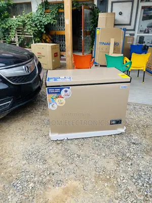 Affordable Nasco Nas 350 Single Door Chest Freezer.