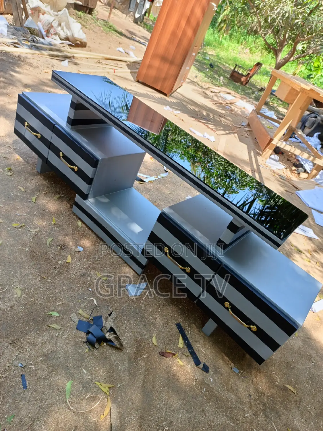 Quality TV Stand