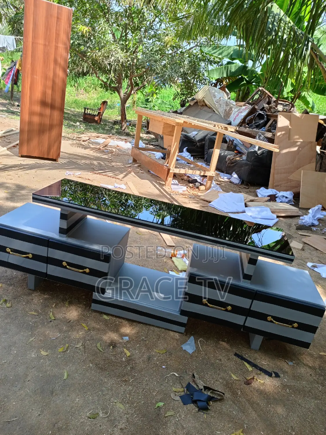 Quality TV Stand