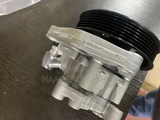 POMPE DE DIRECTION Assistée Avec Poulie Pour Mercedes-Benz W204 C300 - Foto 9