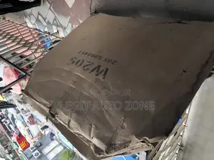 Mercedes Benz C300 W205 Bonnet